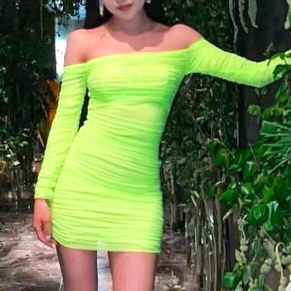 Aritzia Ten by Babaton Luxor Long Sleeve Mini Dress Neon Sunray Yellow Size 4 - Picture 3 of 10